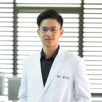 蔡佑彬 醫師